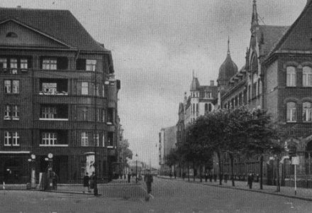 Katowice - milieu des annes 1950 : source www.katowice.eu 