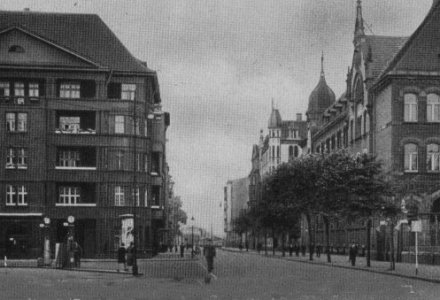 Katowice - milieu des annes 1950 : source www.katowice.eu 